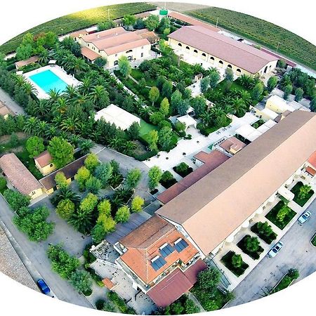 Hotel Tenuta San Francesco Барлетта Екстер'єр фото