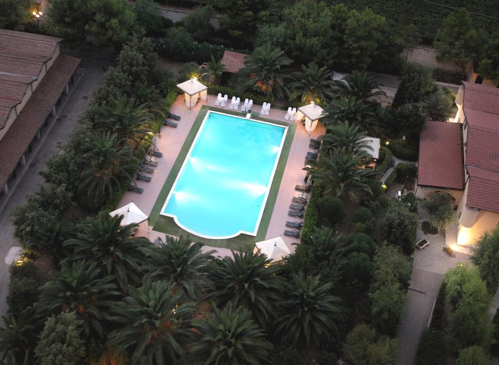 Hotel Tenuta San Francesco Барлетта Екстер'єр фото